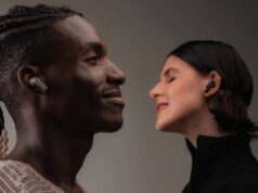 Moto Buds+ Sound by Bose: fone de ouvido premium da Motorola Moto Buds+ Sound by Bose