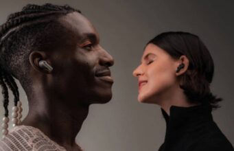 Moto Buds+ Sound by Bose: fone de ouvido premium da Motorola Moto Buds+ Sound by Bose